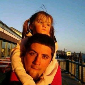 Meet your Posher, Cameron